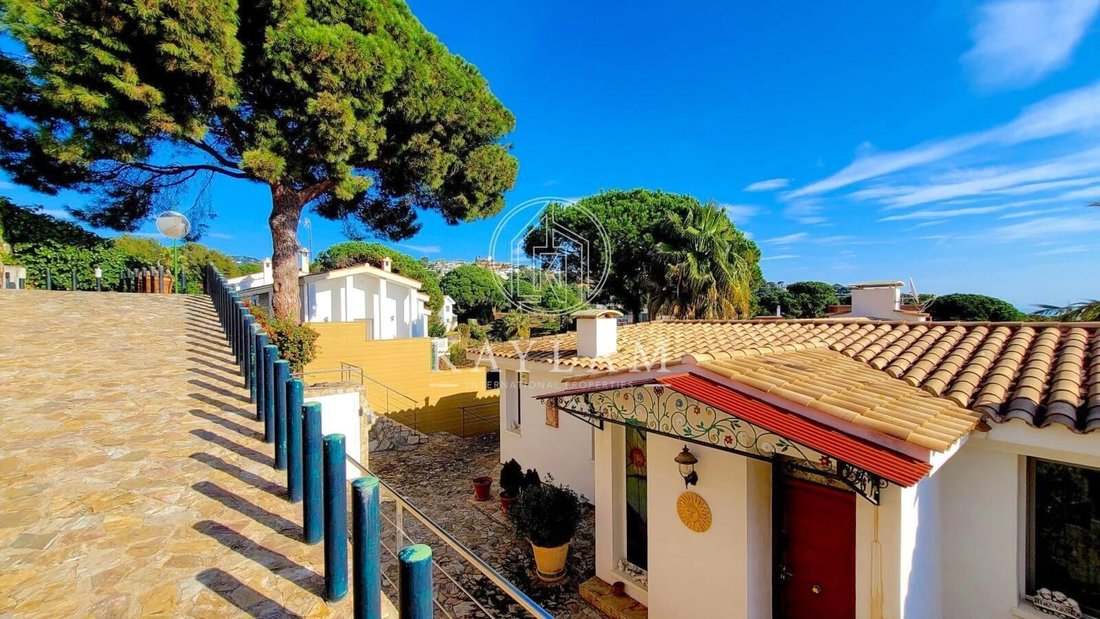 House in Lloret de Mar, Catalonia, Spain 3 - 17246079