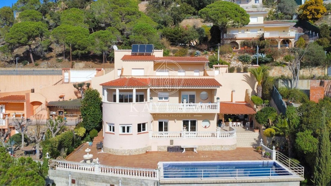 House in Lloret de Mar, Catalonia, Spain 1 - 17245932