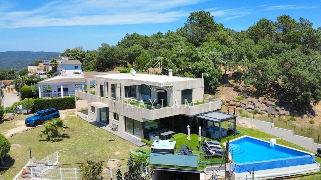 House in Lloret de Mar, Catalonia, Spain 4 - 17246061