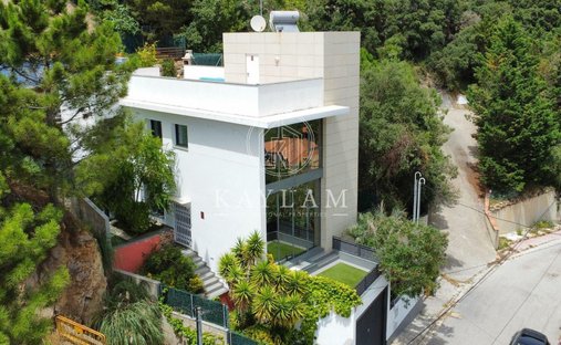 Haus in Lloret de Mar, Katalonien, Spanien 1