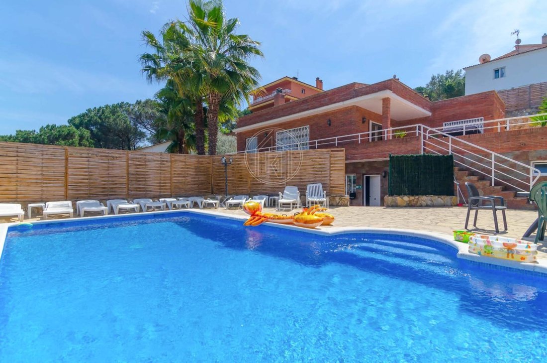House in Lloret de Mar, Catalonia, Spain 2 - 17246129