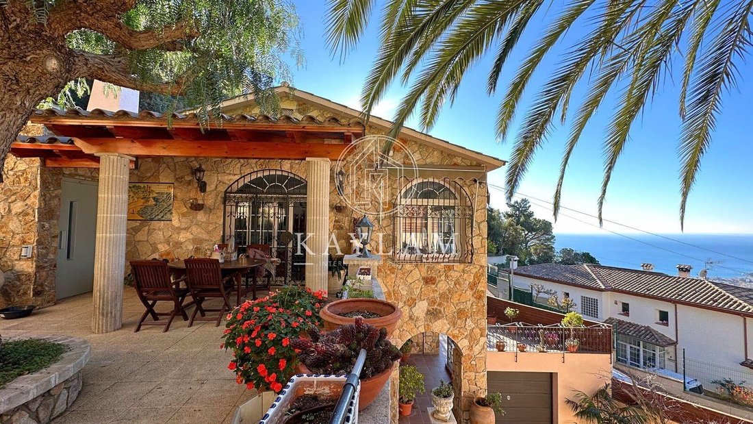 House in Lloret de Mar, Catalonia, Spain 1 - 17245904