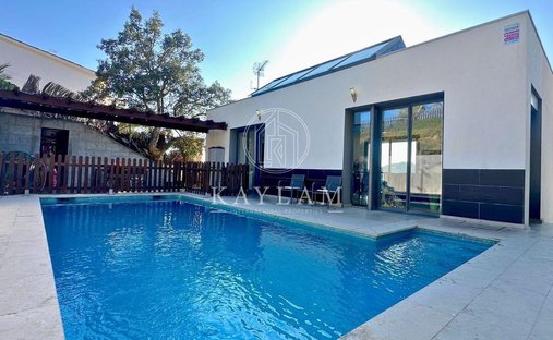 House in Lloret de Mar, Catalonia, Spain 1