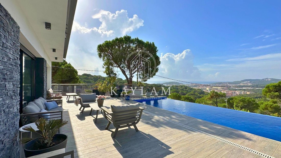 House in Lloret de Mar, Catalonia, Spain 2 - 17245852