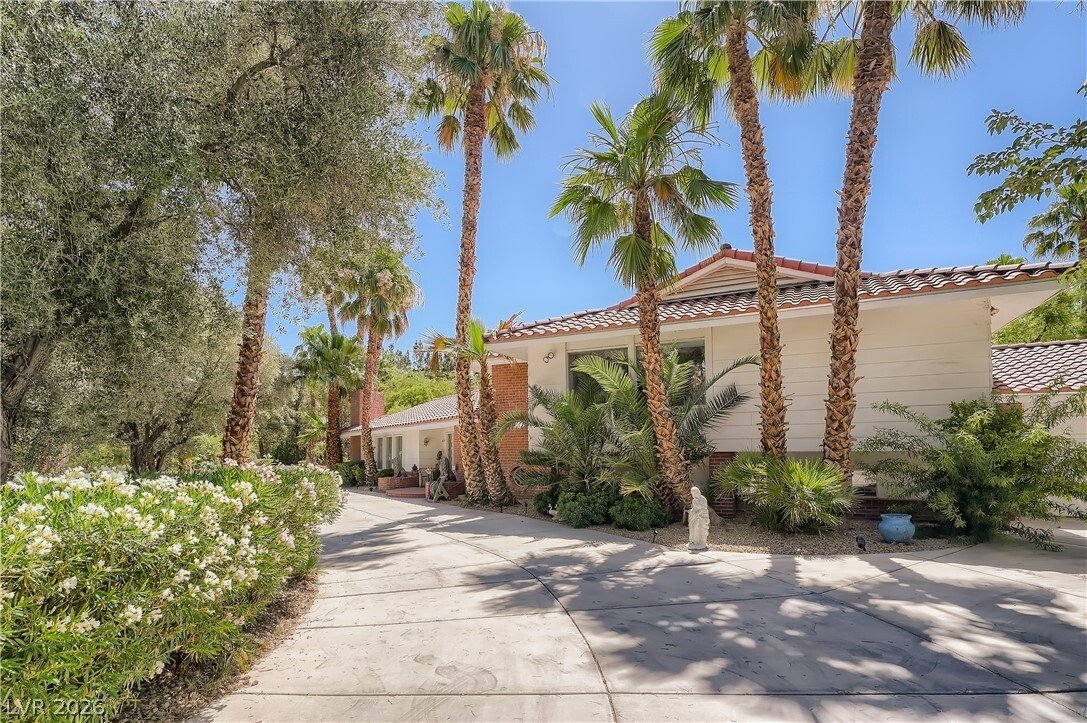 House in Las Vegas, Nevada, United States 1 - 17245235