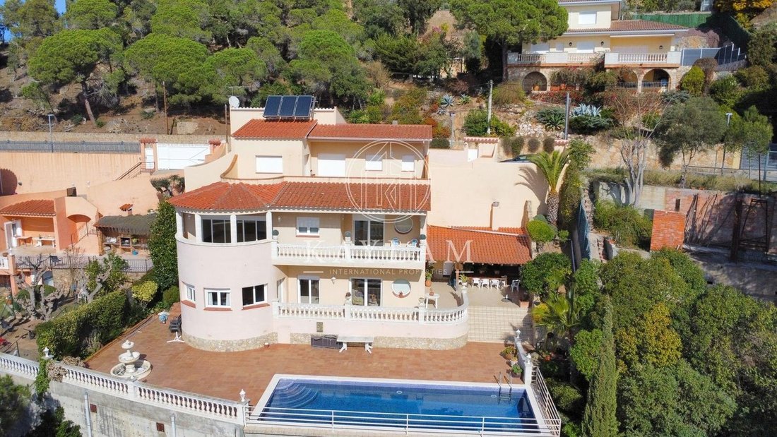 House in Lloret de Mar, Catalonia, Spain 3 - 17245932