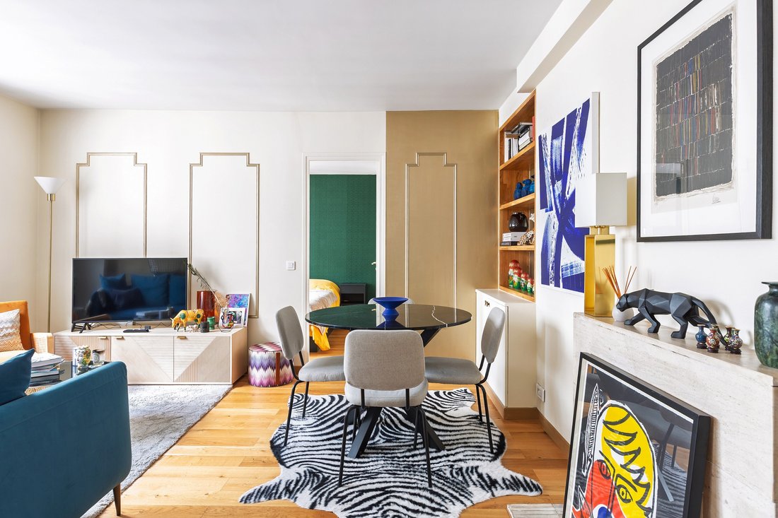 Apartment in Triangle d'Or, Paris 8e Arrondissement, Paris 5 - 15113889