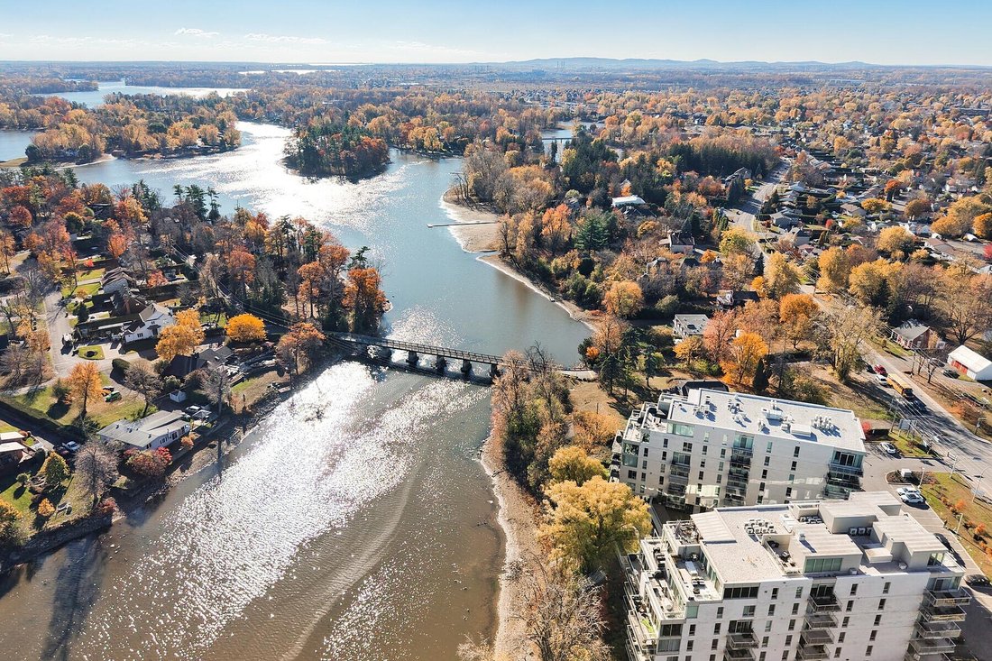 Condo in Boisbriand, Quebec, Canada 4 - 16549091
