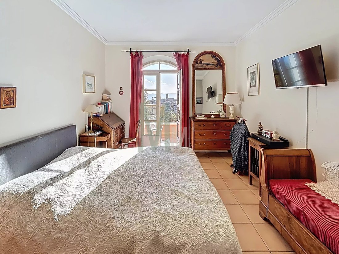 Villa en Grasse, Provenza-Alpes-Costa Azul, Francia 4 - 17150133