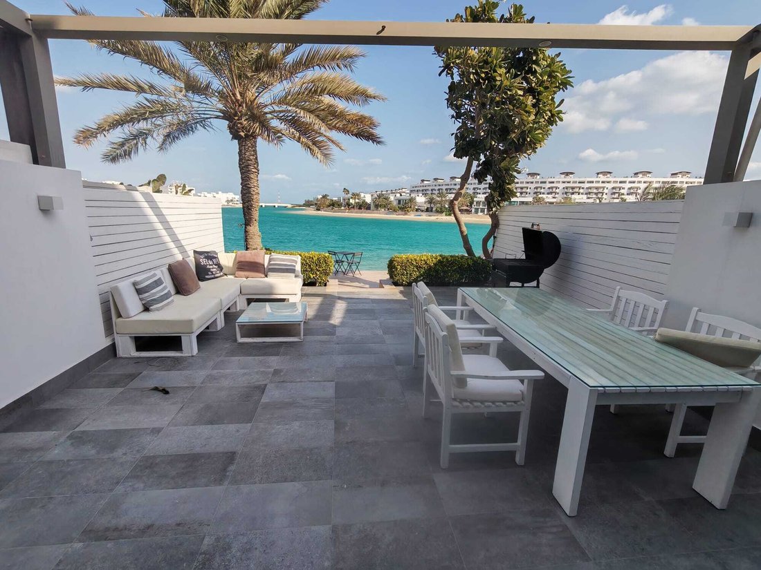 Villa in Amwaj Islands, Muharraq Governorate, Bahrain 2 - 17245142