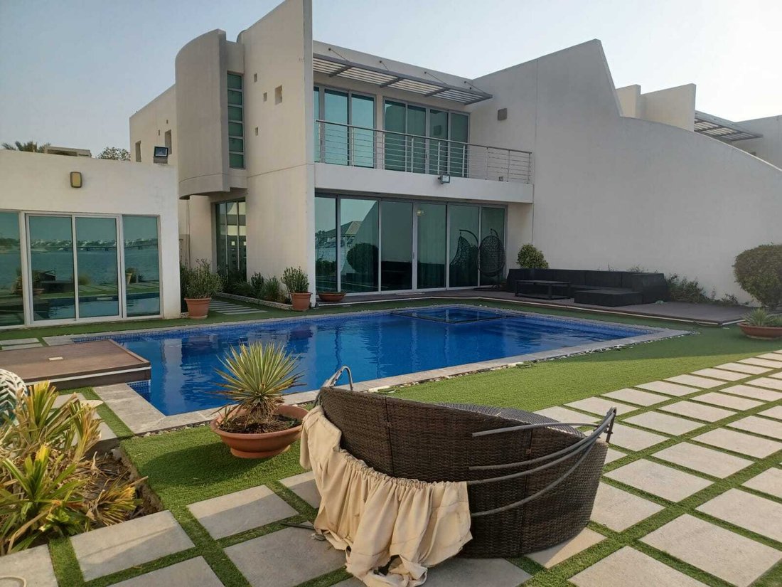 Villa in Durrat Al Bahrain, Bahrain 1 - 17245117