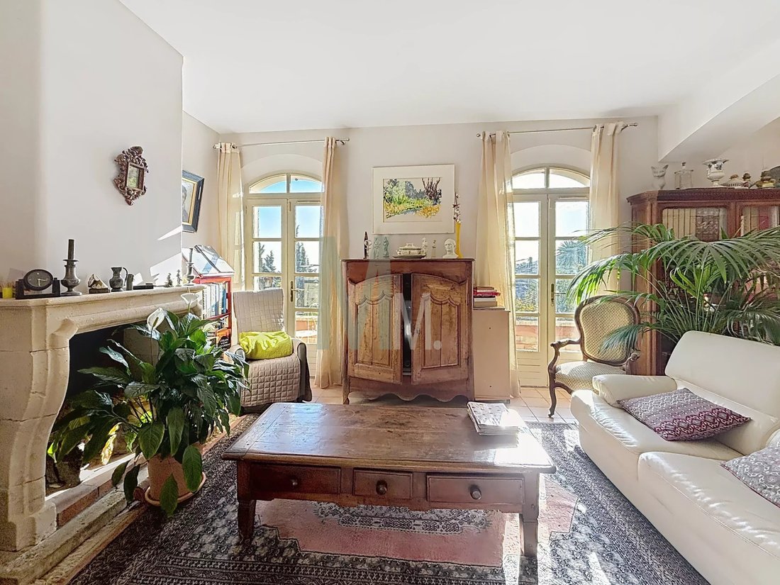 Villa en Grasse, Provenza-Alpes-Costa Azul, Francia 3 - 17150133