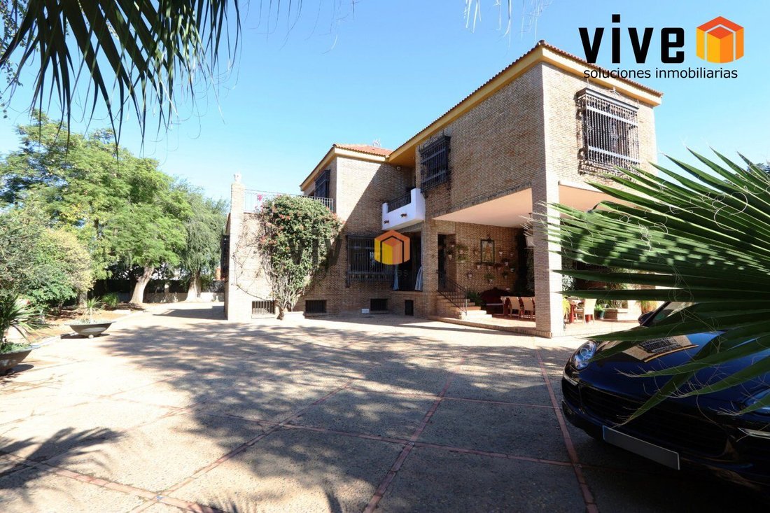 Villa in Espartinas, Andalusia, Spain 5 - 17144545