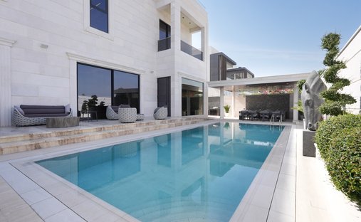 Villa in Hadaeq Sheikh Mohammed Bin Rashid, Dubai, United Arab Emirates 1