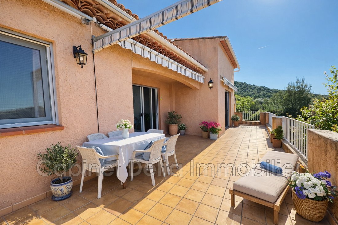 Villa in Centre Ville, Carqueiranne, France 4 - 15427774