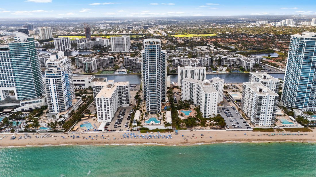 Condo in Hollywood, Florida, United States 2 - 16946889