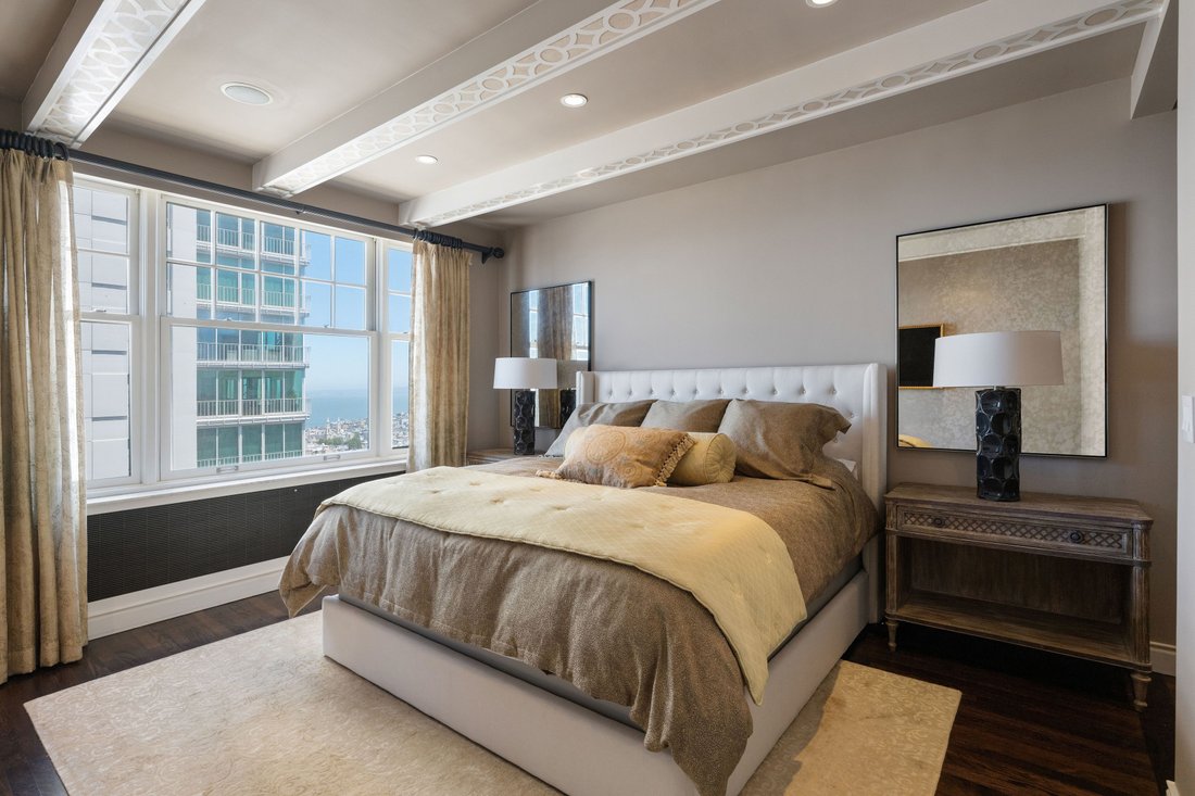Co Op in San Francisco, California, United States 5 - 17245782
