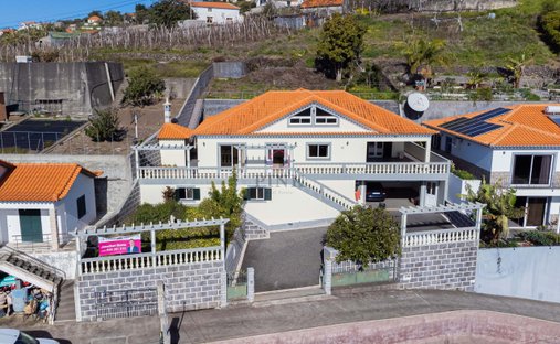 Villa in Estreito da Calheta, Madeira, Portugal 1