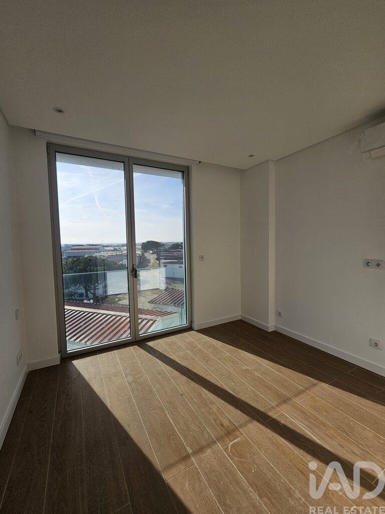 Apartment in Sao Martinho do Porto, Leiria District, Portugal 4 - 17246466