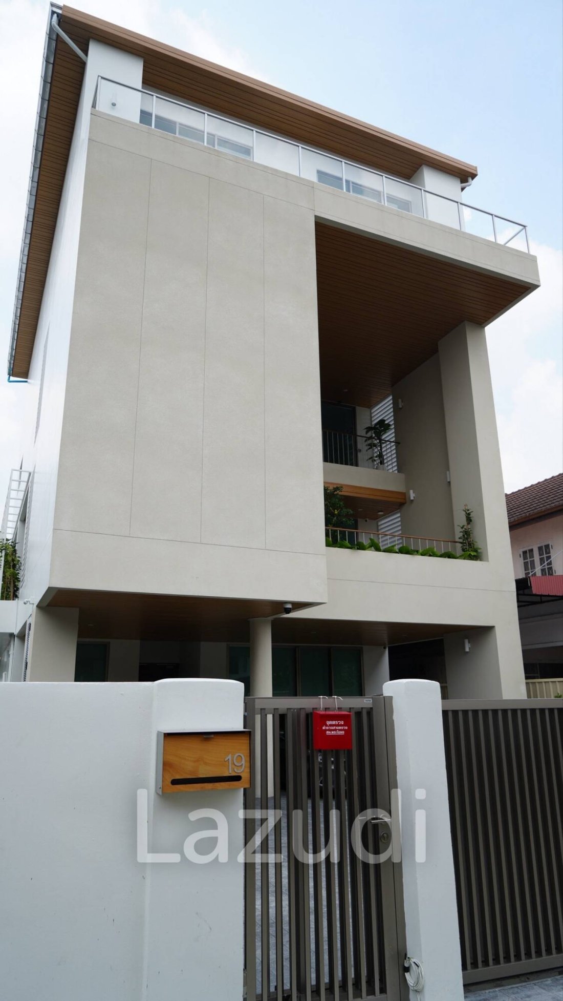 Bangkok, Bangkok, Thailand 2 - 17246137