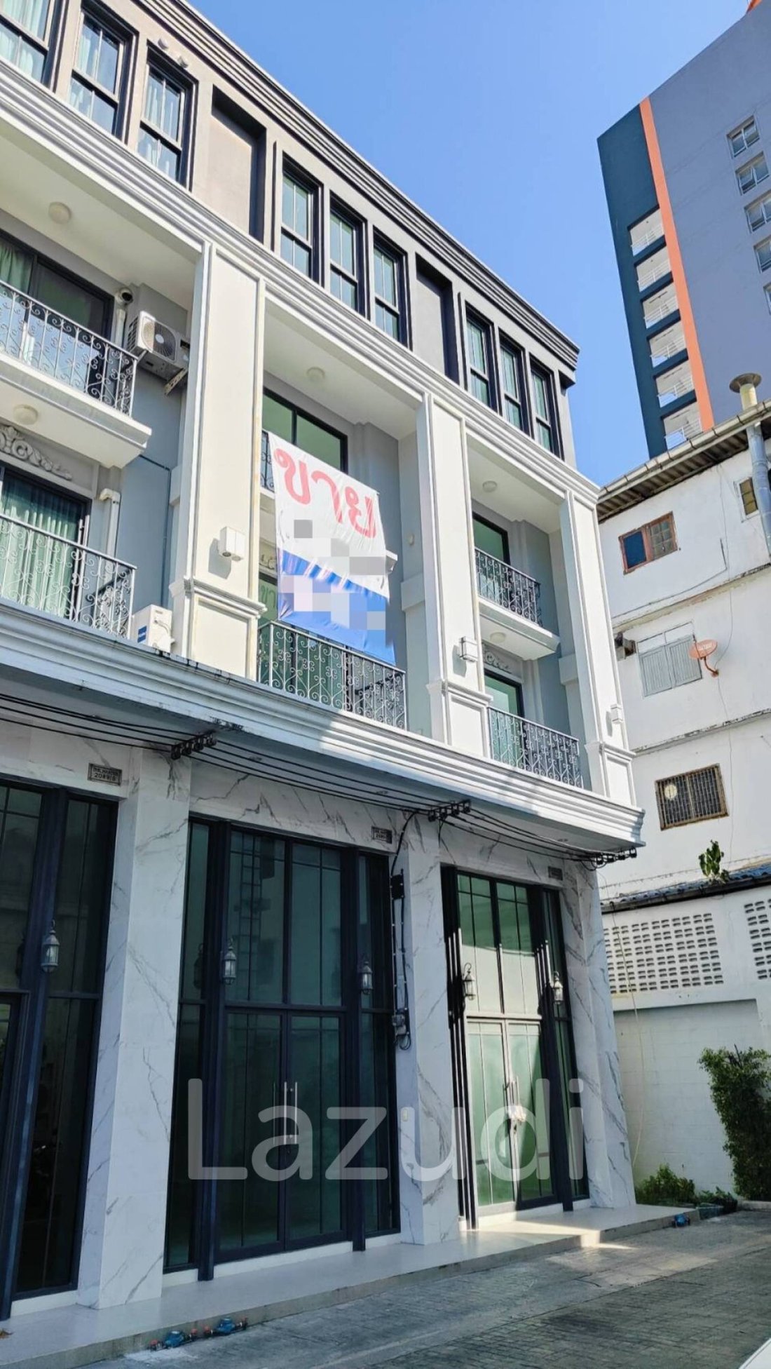 Suan Luang, Bangkok, Thailand 1 - 17246458