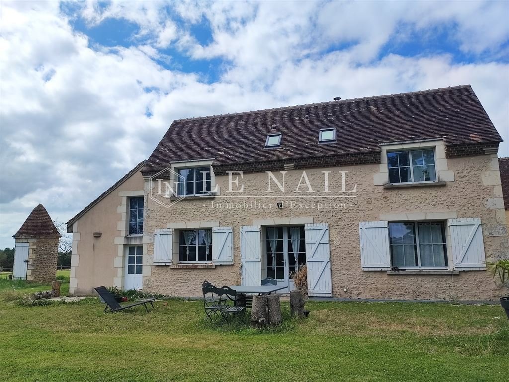 Estate in Arcisses, Centre-Val de Loire, France 5 - 16166554
