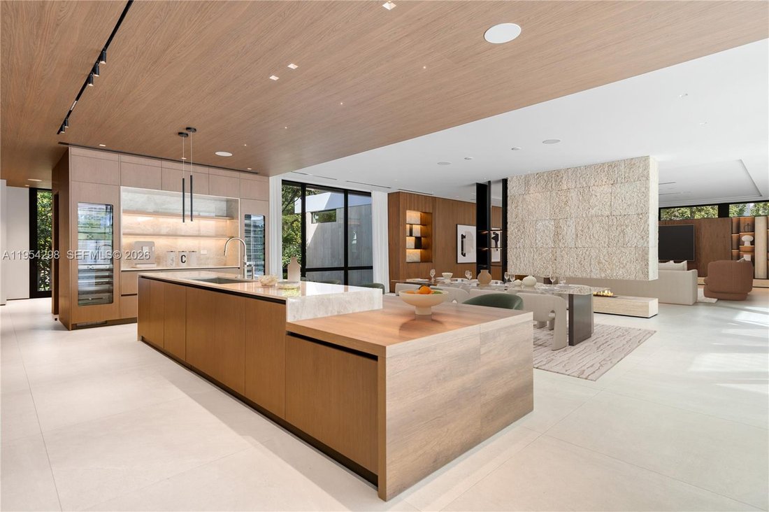 House in Miami, Florida, United States 3 - 17246145