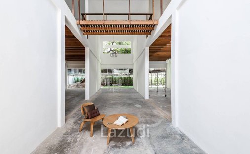 Ban Phan Thom, Bangkok, Thailand 1