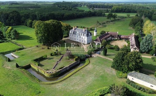 Castillo en Centre Ville Sud, La Flèche, Francia 1