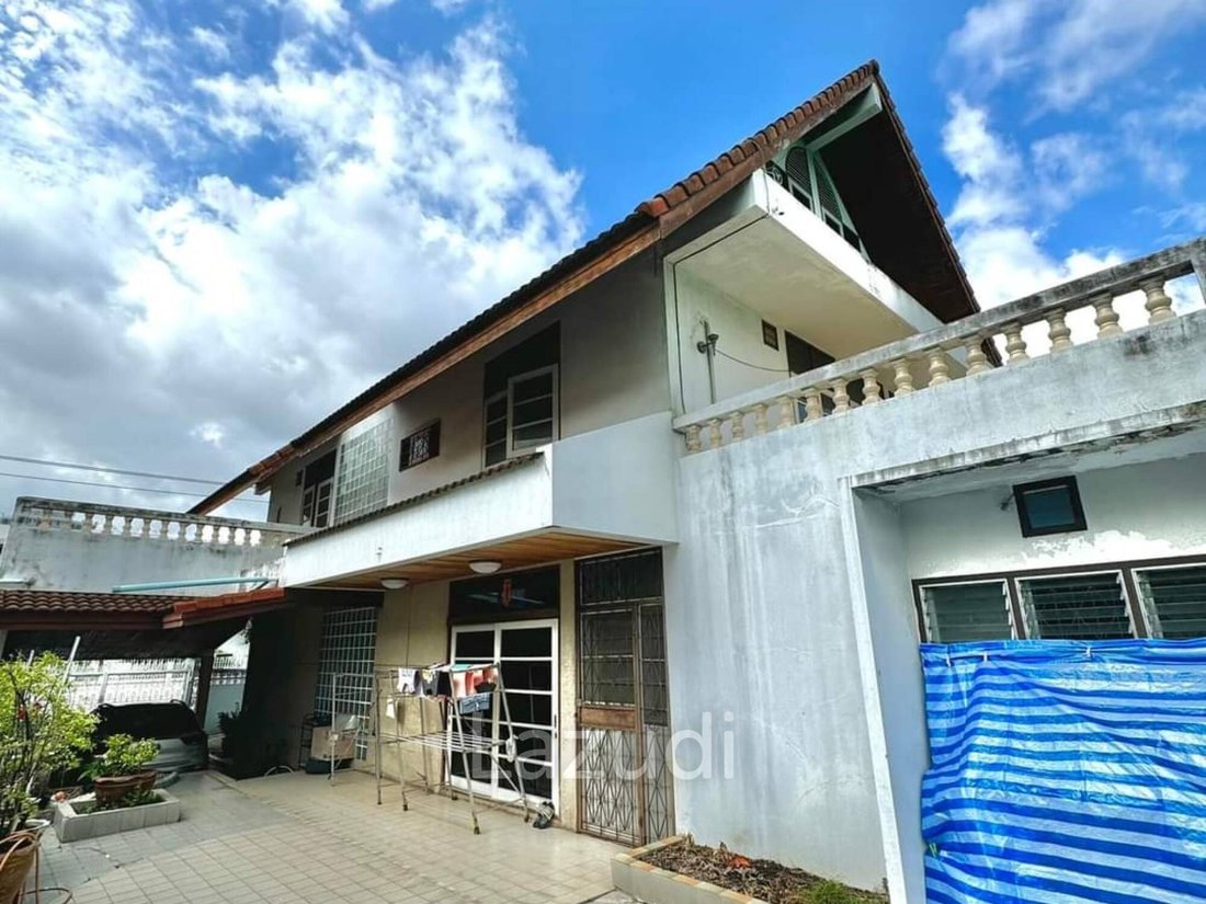 Bangkok, Bangkok, Thailand 2 - 17246459