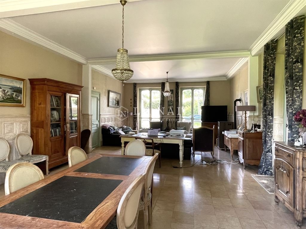 Estate in Meaux, Ile-de-France, France 3 - 16572684