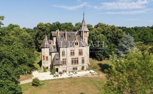 Castle in Saint Martin, Mayenne, France 1