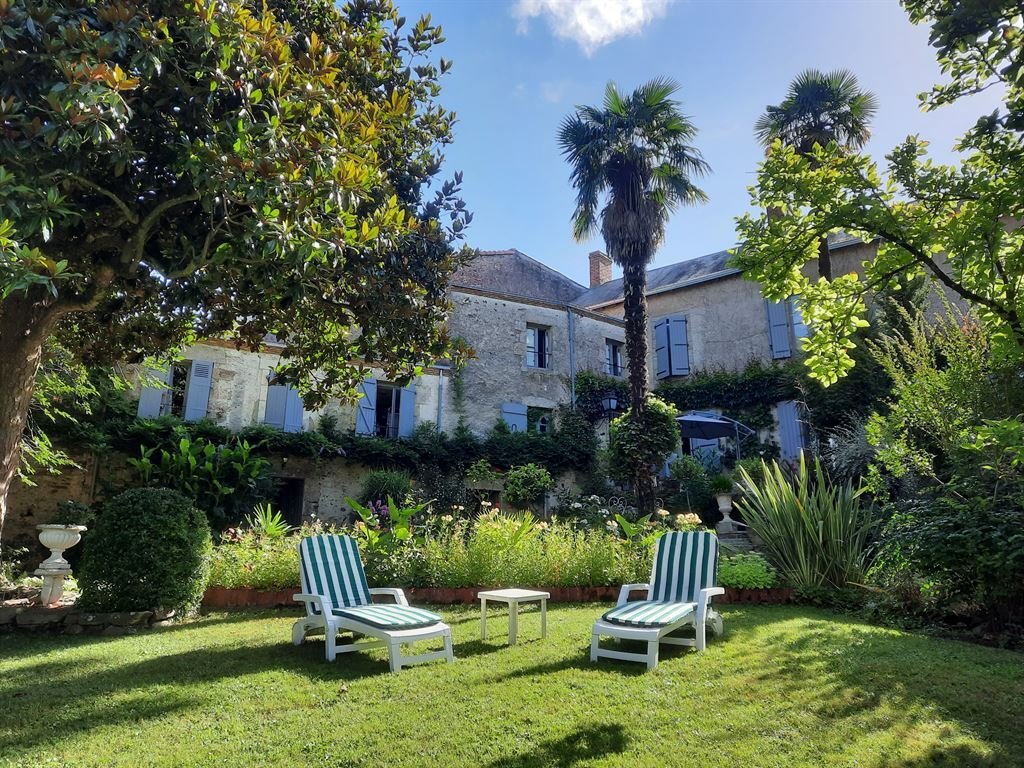 House in Montaigu, Montaigu-Vendee, France 3 - 16984116
