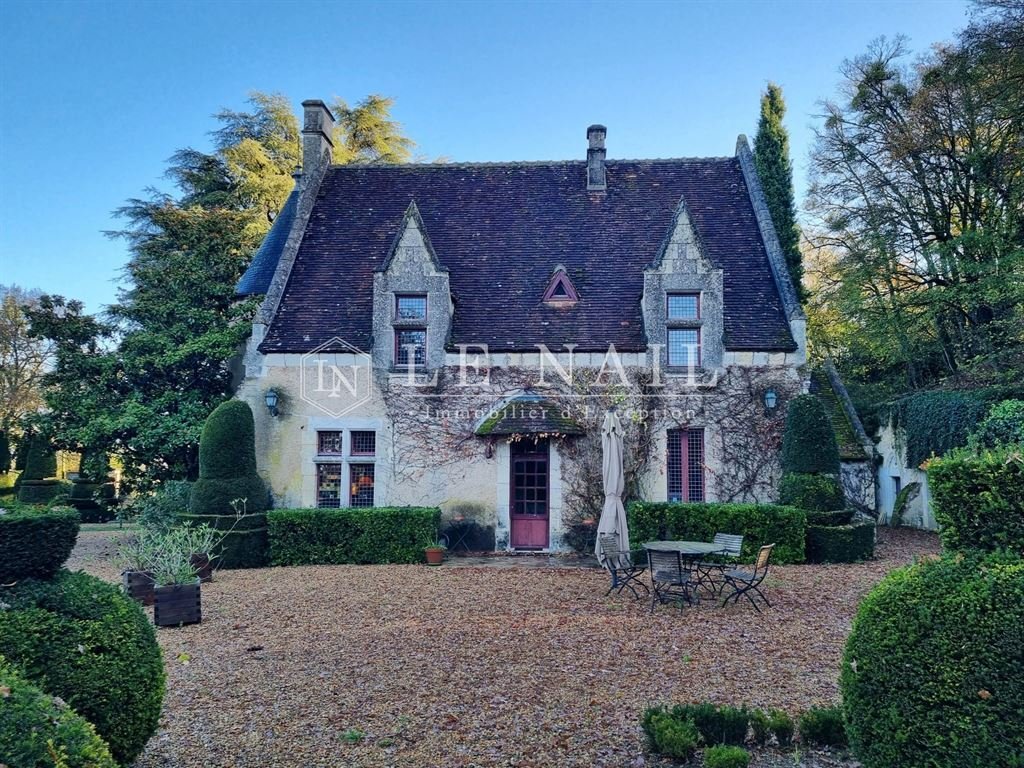 Estate in Montoire-sur-le-Loir, Centre-Val de Loire, France 1 - 16796299