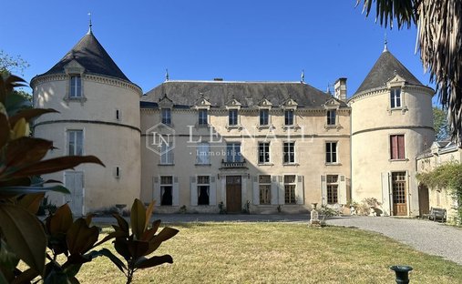 Castle in Chantonnay, Pays de la Loire, France 1