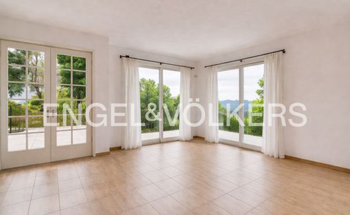 Villa in San Zeno di Montagna, Veneto, Italy 1