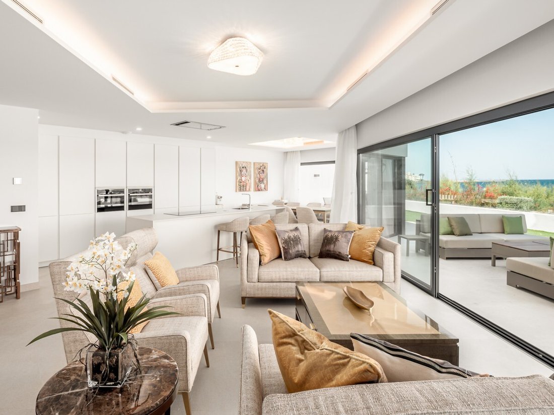 Townhouse in Estepona, Andalusia, Spain 2 - 17246907