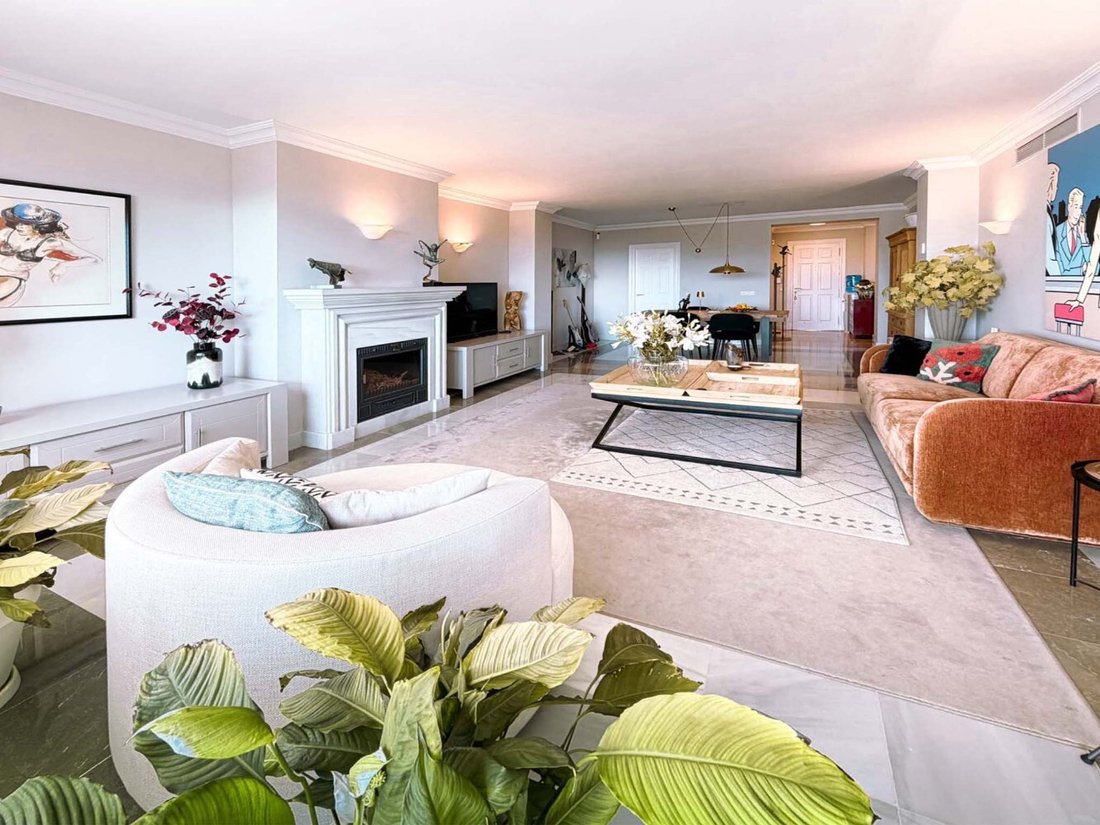 Apartment in La Quinta, Benahavis, Andalusia 4 - 17246922