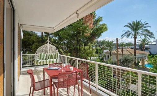 Apartment in Vouliagmeni, Attica, Greece 1
