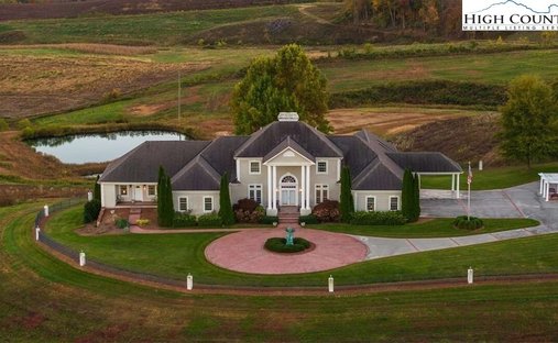 House in Sparta, North Carolina, United States 1