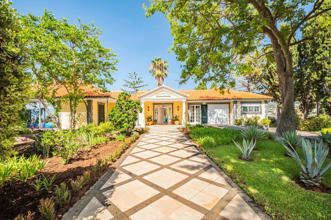 Estate in Sao Goncalo, Madeira, Portugal 2 - 16397564
