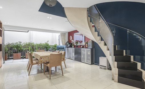 Townhouse in Fitzrovia, Camden, England 1