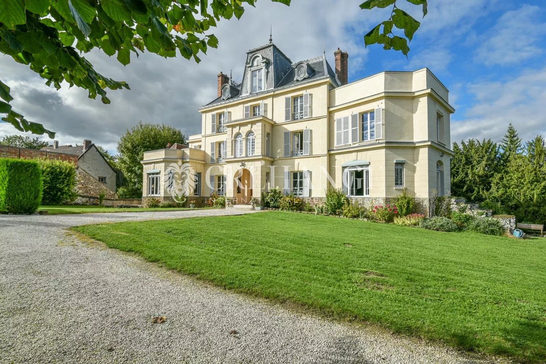 House in Labbeville, Ile-de-France, France 2 - 17247066