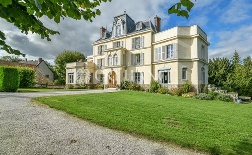 Haus in Centre Ville, Pontoise, Frankreich 1