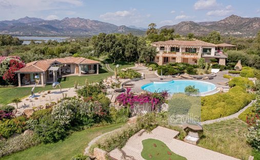 Villa in Puntaldia, Sardinia, Italy 1