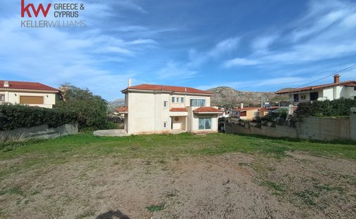 House in Palea Fokea, Attica, Greece 1
