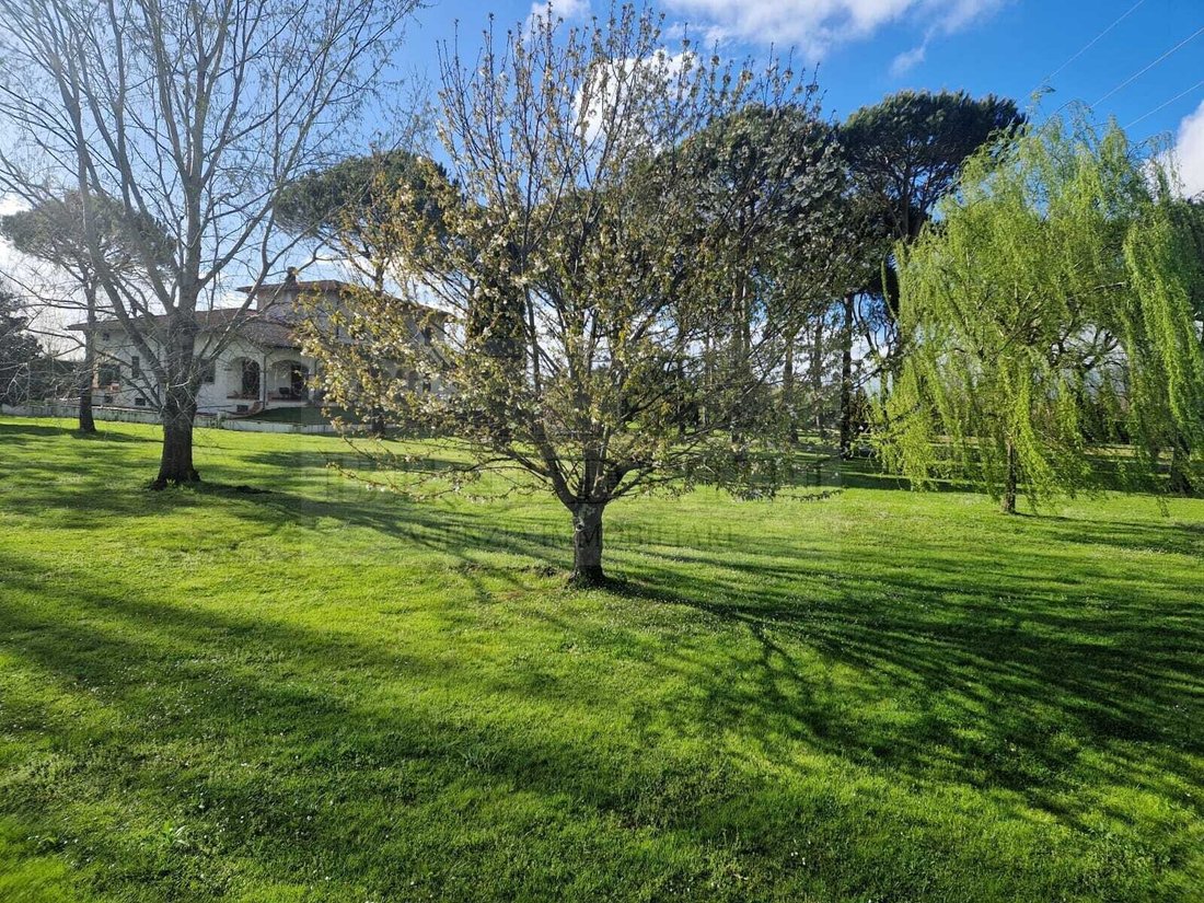 Villa a Camaiore, Toscana, Italia 3 - 17247182