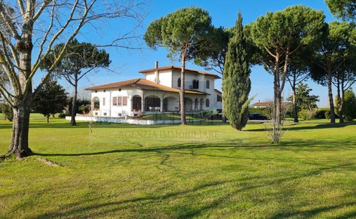 Villa a Camaiore, Toscana, Italia 1