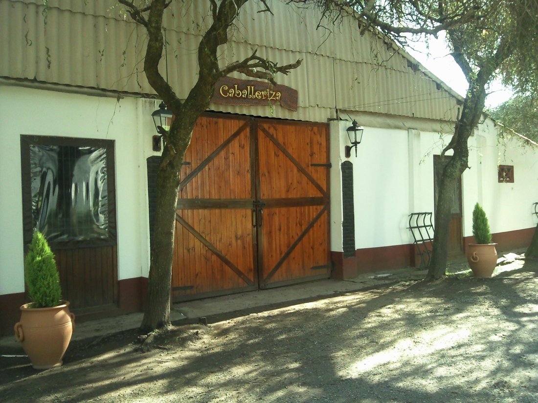 Farm Ranch in San Andrés de Giles, Buenos Aires Province, Argentina 1 - 17249175