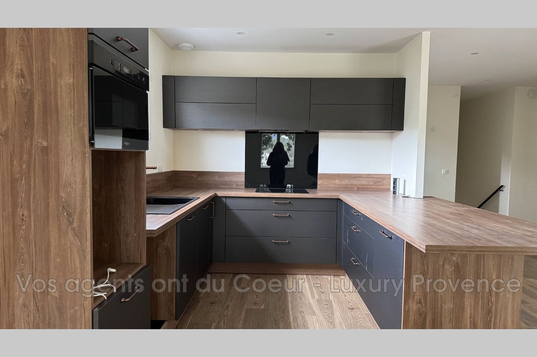 Villa in La Bouilladisse, Provence-Alpes-Côte d'Azur, France 3 - 17247778